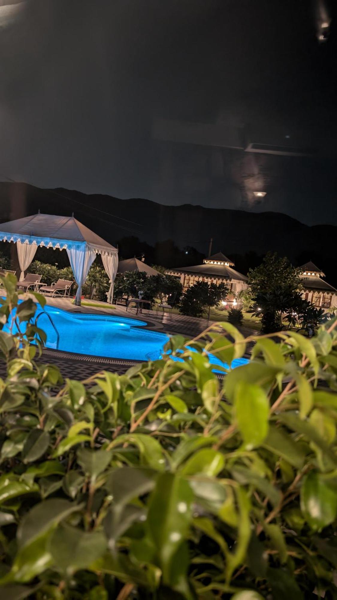 Ananda Resort 布什格尔 外观 照片